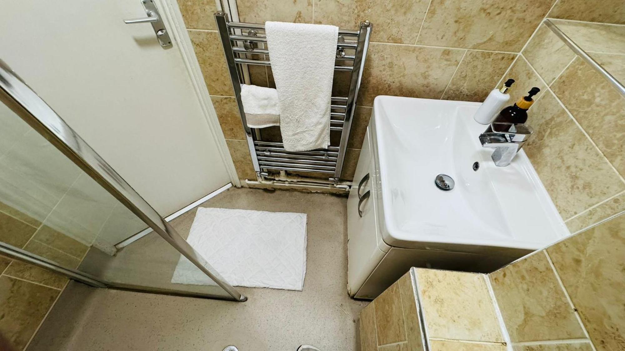 Alder House In Camden For 7 Guests